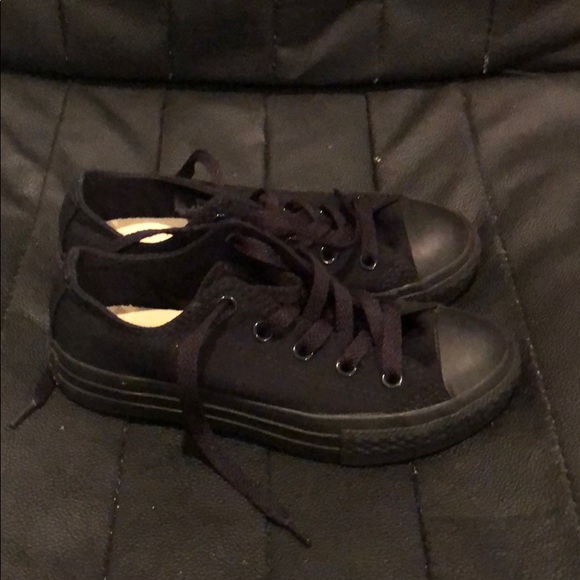 Converse - Picture 3 of 5